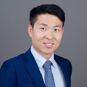 Marketing Professor, Alex Yao
